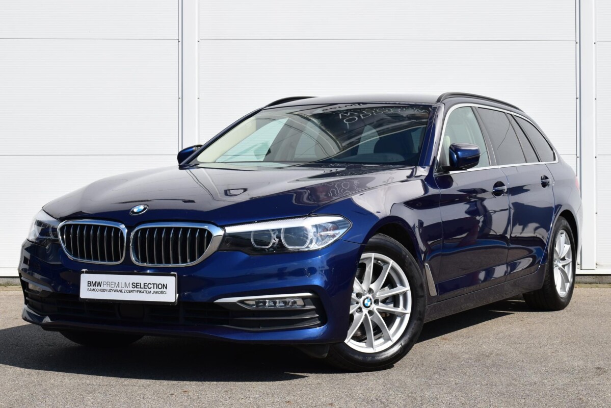 Używany BMW Seria 5 2018 G30 Niebieski
