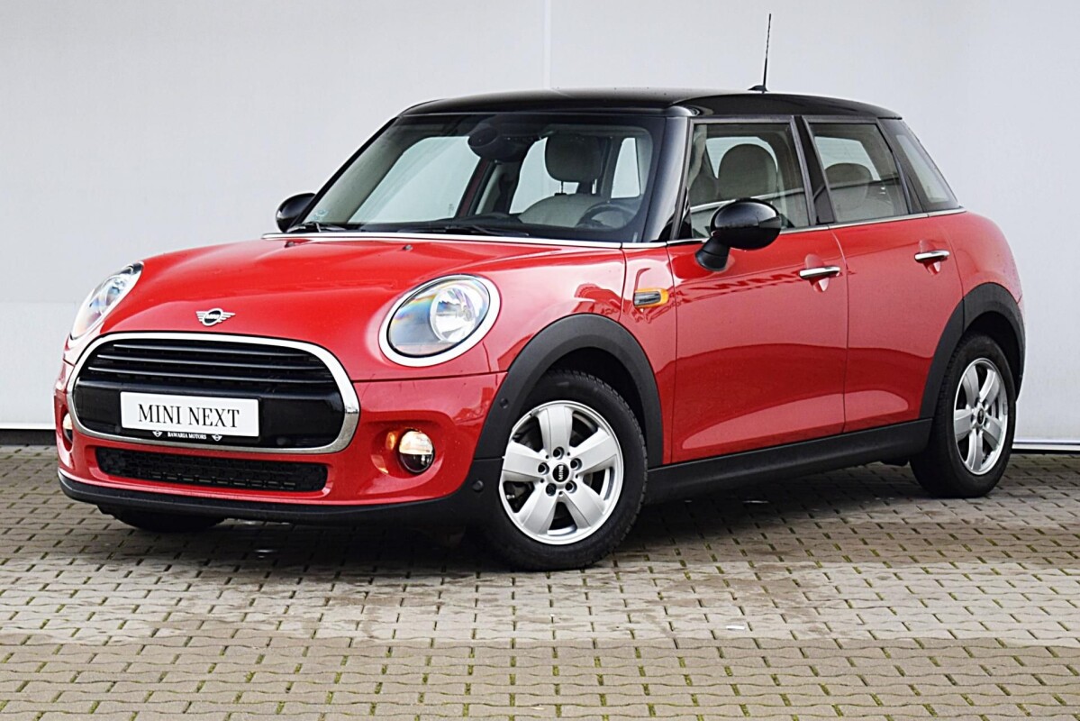 Używany MINI Cooper 2018  Czerwony