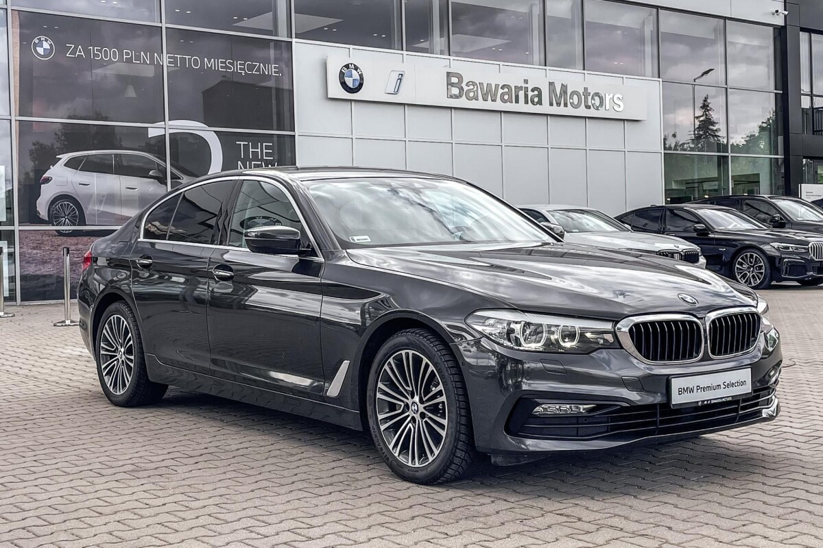 Używany BMW Seria 5 2017 G30 Grafitowy