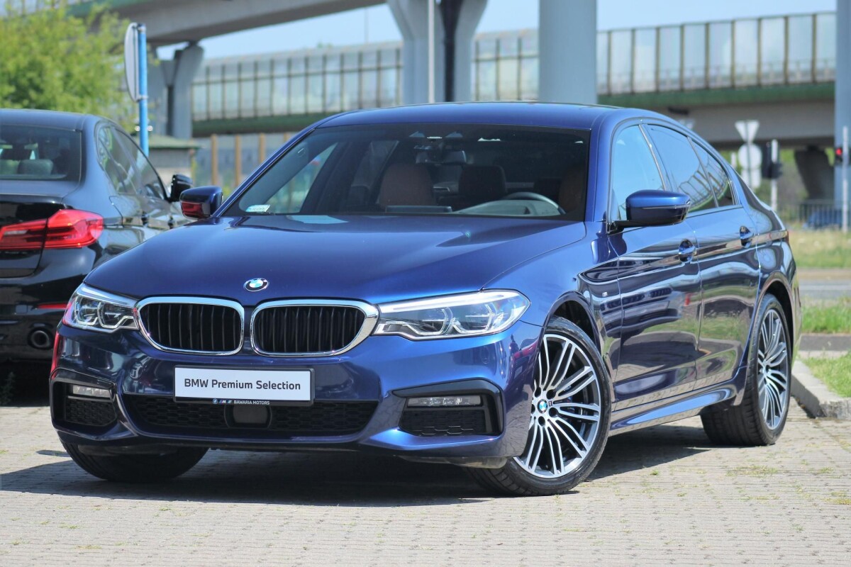 Używany BMW Seria 5 2019 G30 Granatowy