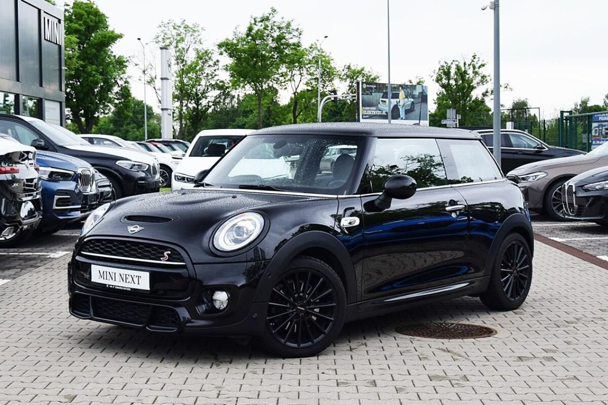 Używany MINI Cooper S 2018  Czarny