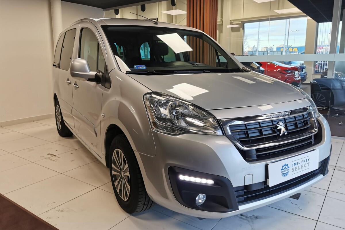 Używany Peugeot Partner 2018 II  Srebrny