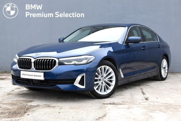 Używany BMW Seria 5 2022 G30 Niebieski