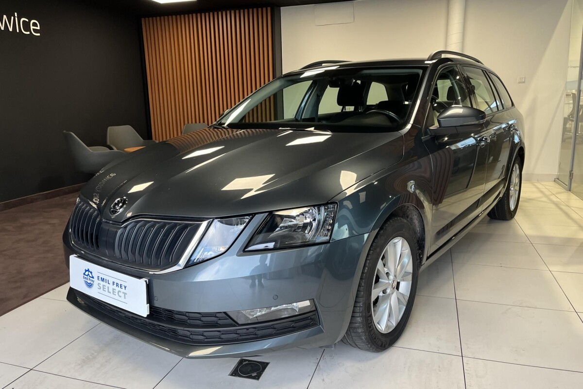 Używany Skoda Octavia 2018 III Grafitowy