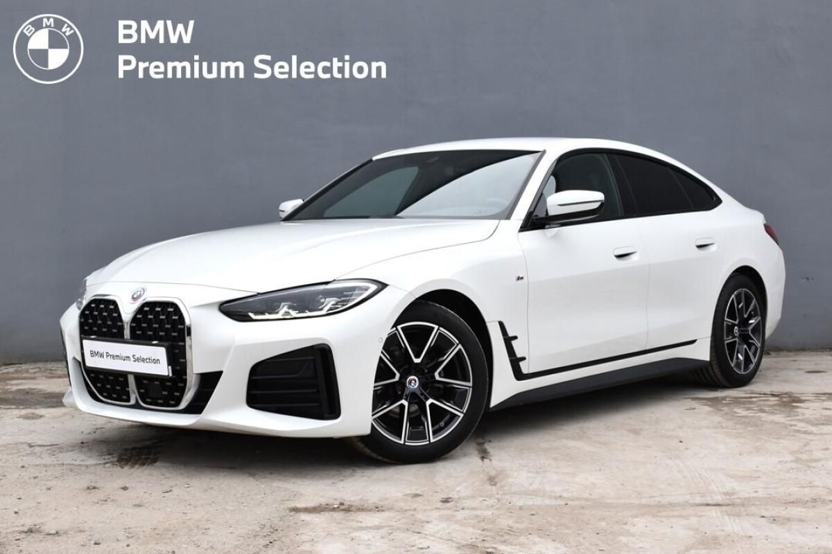 Używany BMW Seria 4 2022  Biały