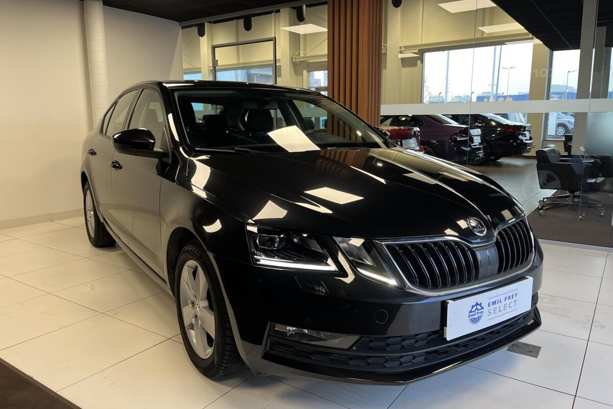 Używany Skoda Octavia 2018 III Czarny