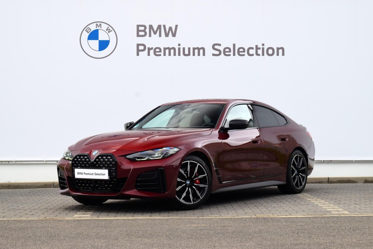 Używany BMW Seria 4 2023  Czerwony