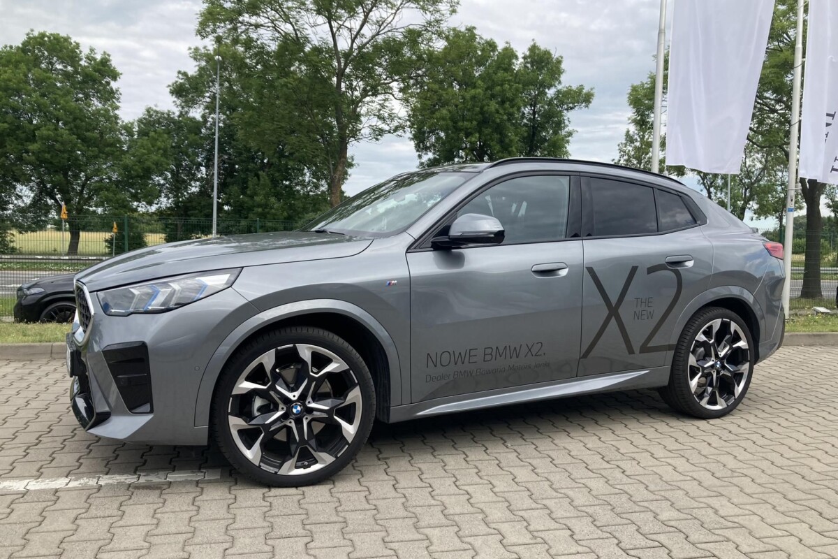 Używany BMW X2 2024  Szary