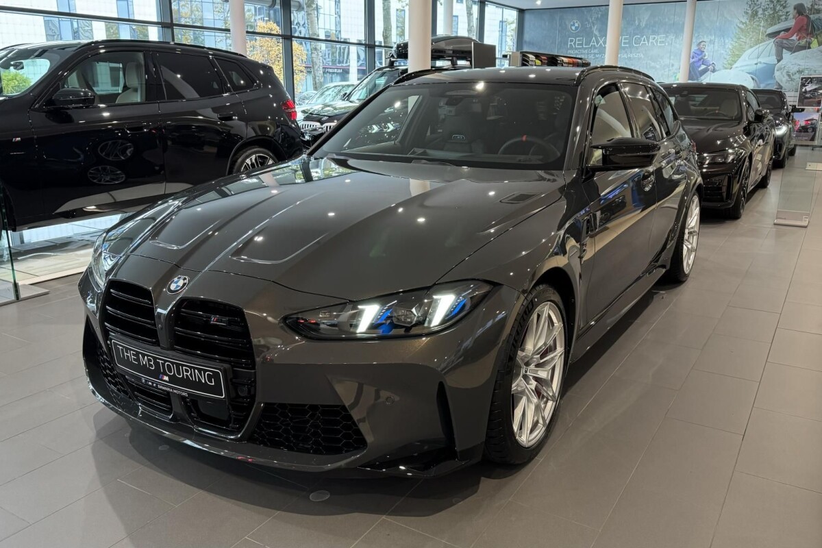 Używany BMW M3 2024  Szary