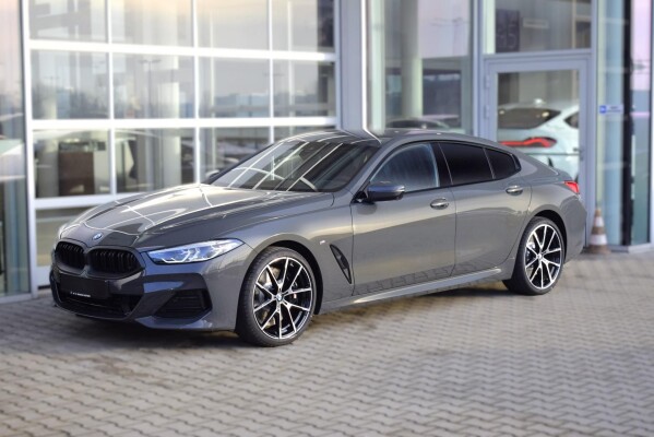 Używany BMW Seria 8 2024 G16 Szary