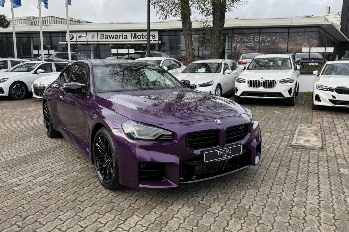 Używany BMW M2 2024  Fioletowy