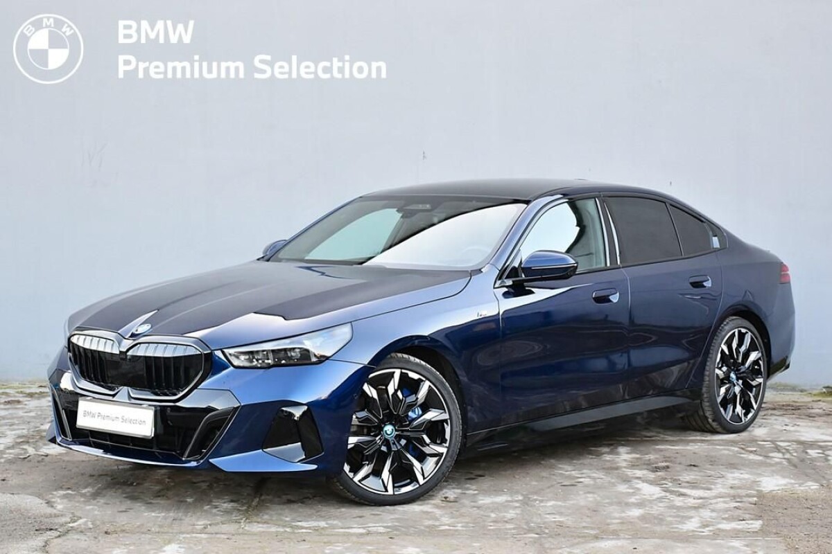 Używany BMW i5 2023  Granatowy