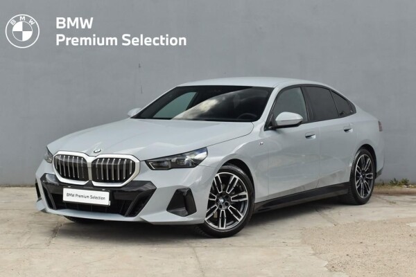 Używane BMW Seria 5 2024 G60 Szary