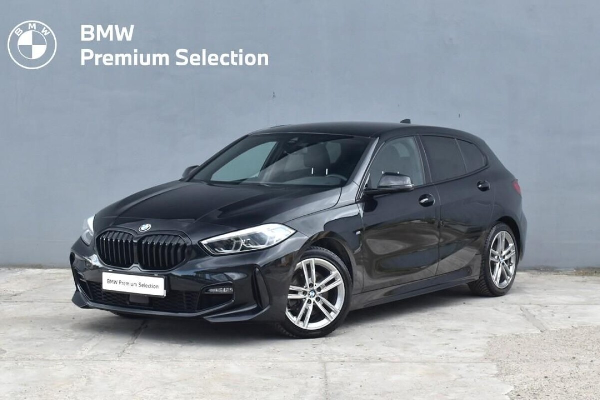 Używany BMW Seria 1 2024 F40 Czarny