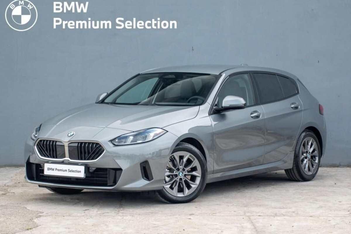 Używany BMW Seria 1 2024 F70 Szary