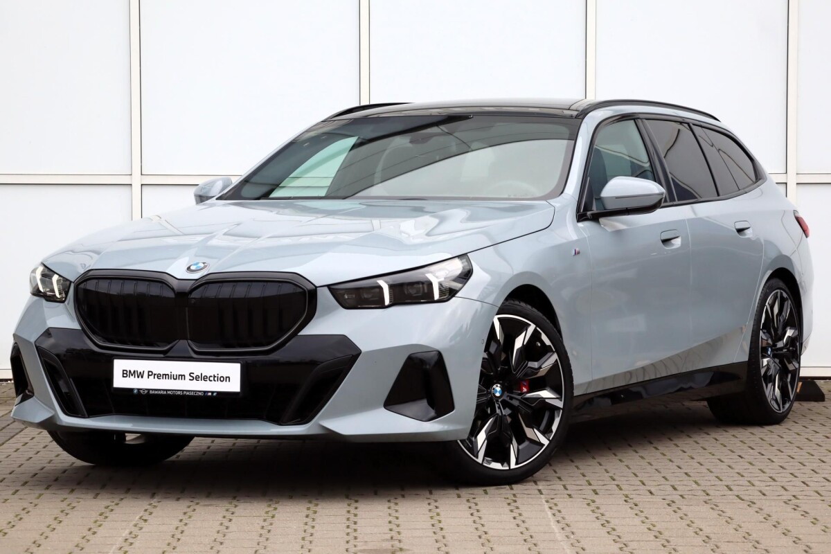 Używany BMW Seria 5 2024 G60 Szary