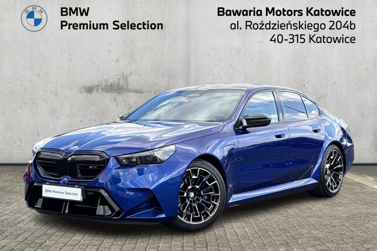 Używany BMW M5 2024  Niebieski