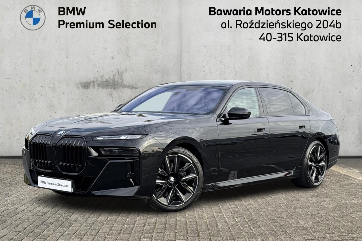 Używany BMW Seria 7 2024 G70 Czarny