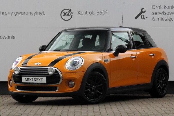 Samochód używany MINI Cooper 2016  Pomarańczowy