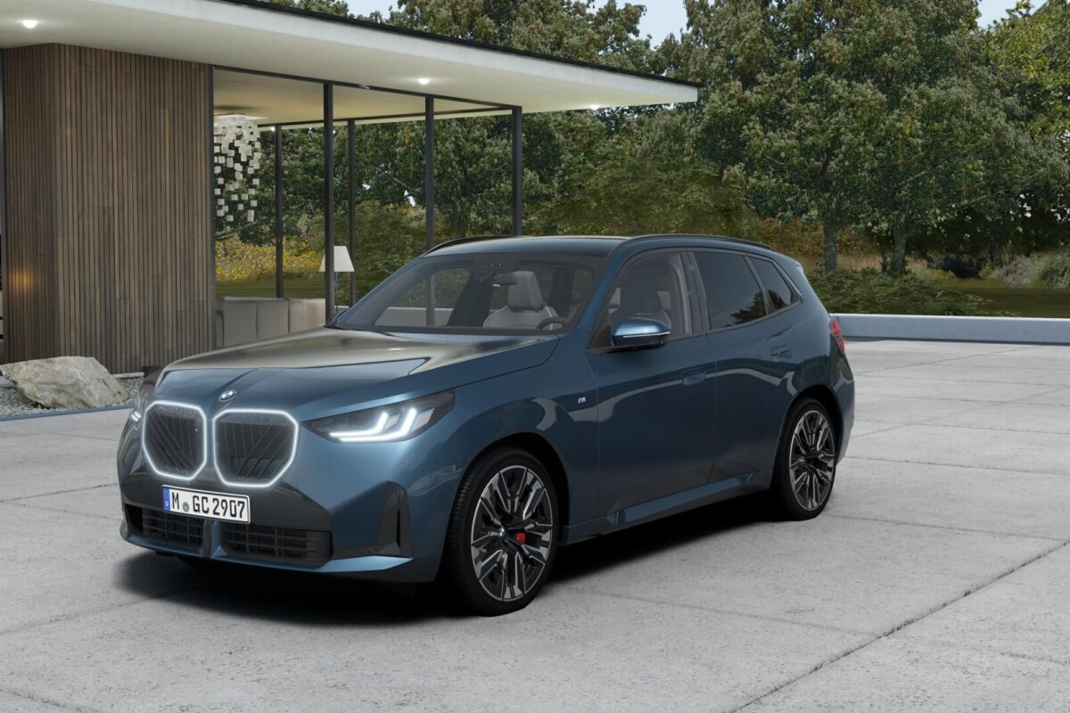 Używany BMW X3 2024 G45 Niebieski