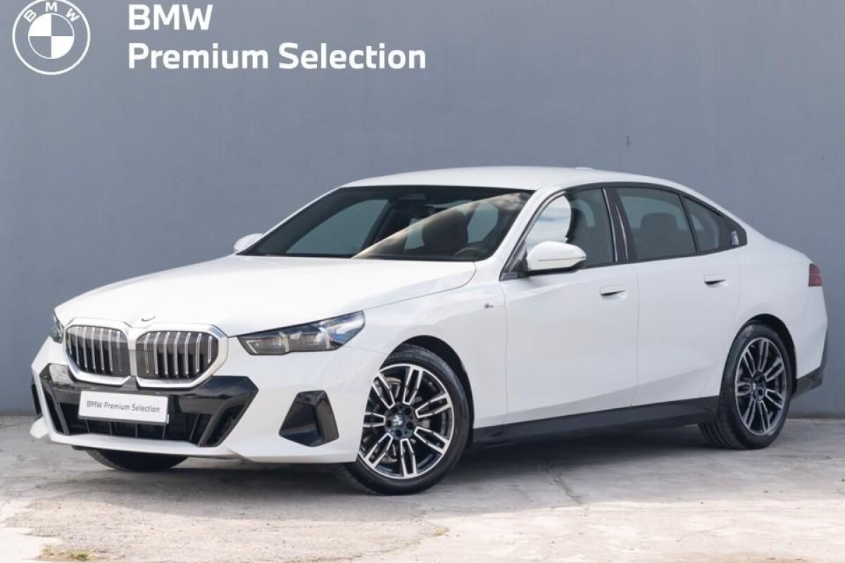 Używany BMW Seria 5 2024 G60 Biały