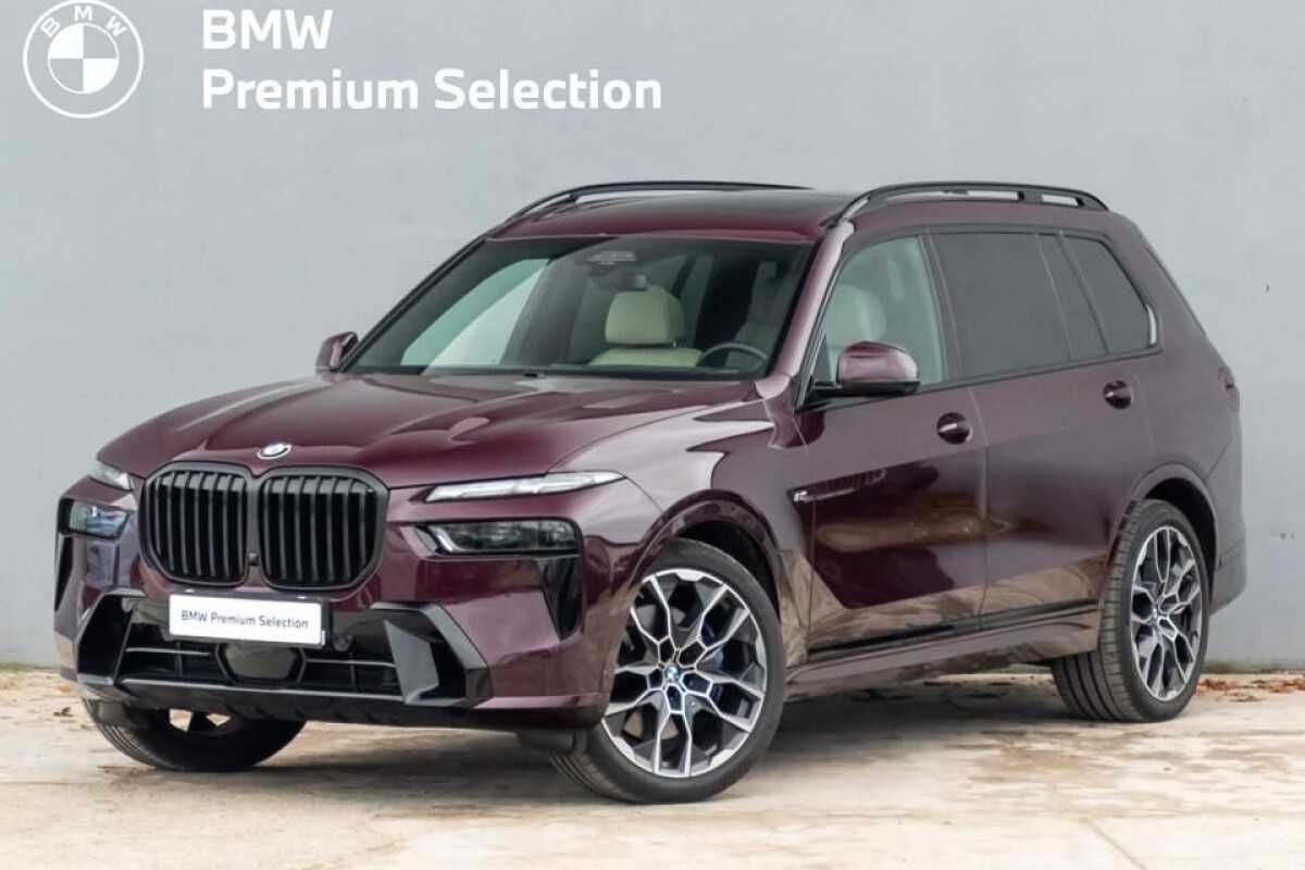 Używany BMW X7 2023 G07 Bordowy