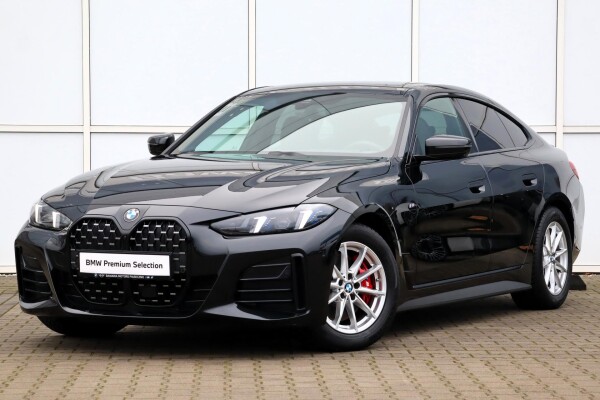 Samochód używany BMW Seria 4 2025 G22 Czarny