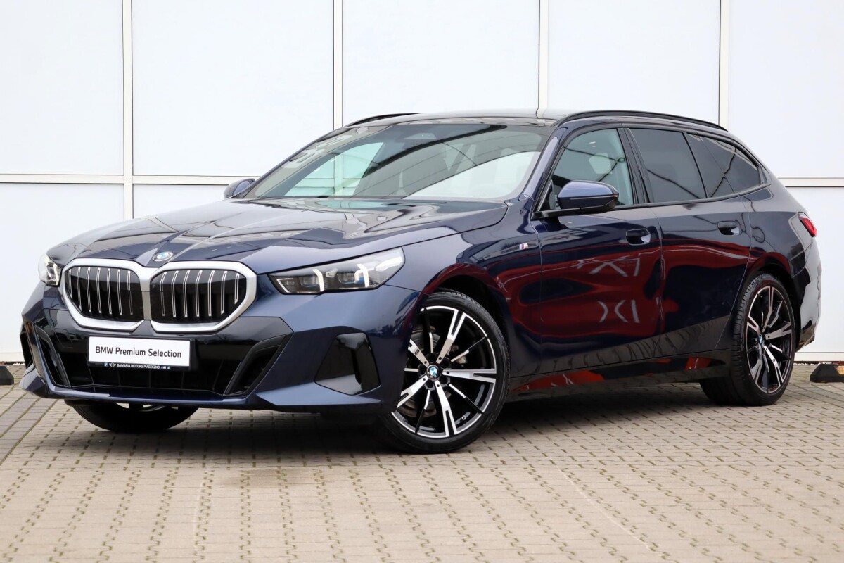 Używany BMW Seria 5 2024 G60 Niebieski