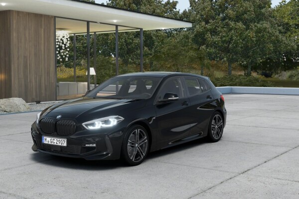 Samochód używany BMW Seria 1 2023 F40 Czarny