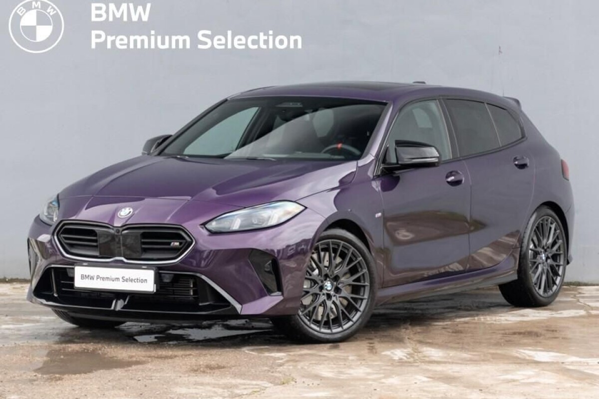 Używany BMW Seria 1 2025 F70 Fioletowy