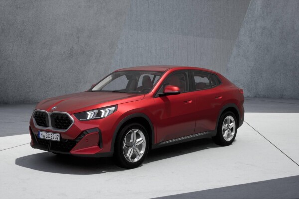 Samochód używany BMW X2 2024 U10 Czerwony