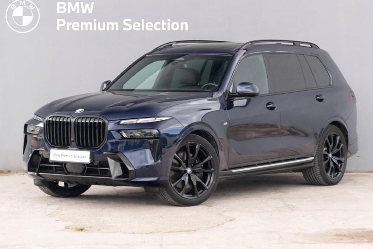 Używany BMW X7 2022 G07 Granatowy