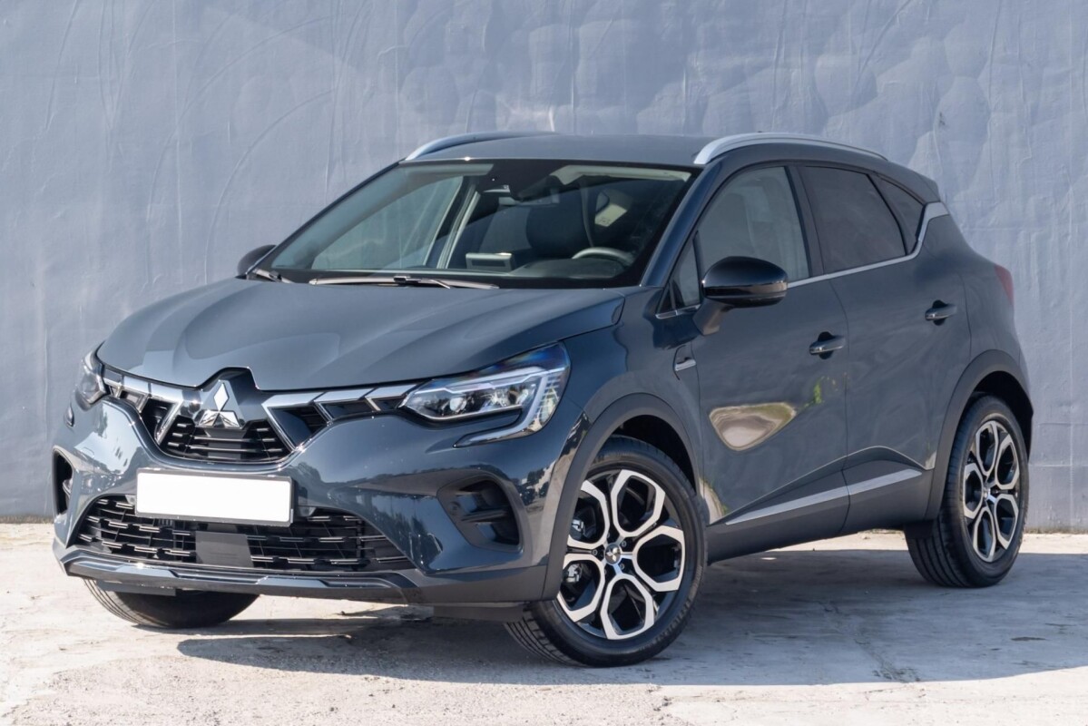 Używany Mitsubishi ASX 2023  Czarny