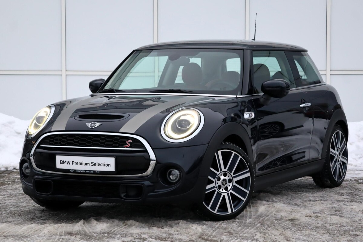Używany MINI Cooper S 2019  Czarny