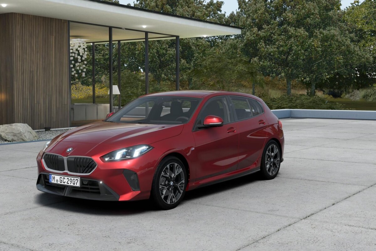 Używany BMW Seria 1 2024 F70 Czerwony