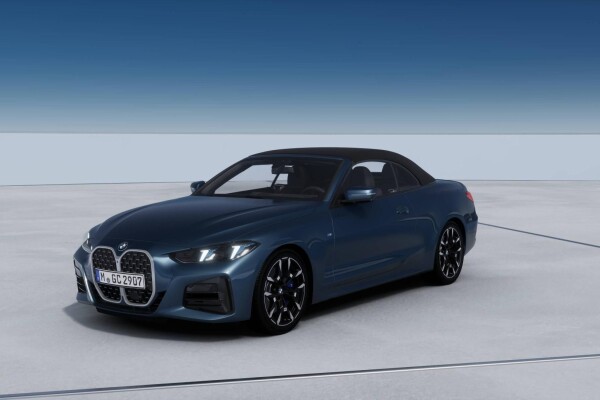 Samochód używany BMW Seria 4 2025 G22 Niebieski