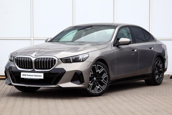Używane BMW Seria 5 2025 G60 Szary