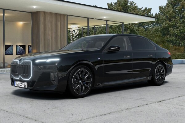 Samochód używany BMW Seria 7 2025 G70 Czarny