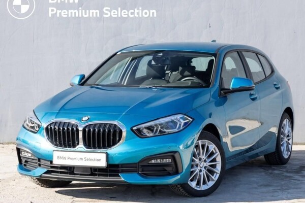 Samochód używany BMW Seria 1 2024 F40 Niebieski