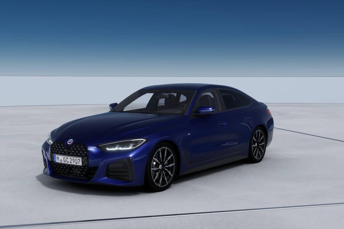 Używany BMW Seria 4 2023 G22 Niebieski