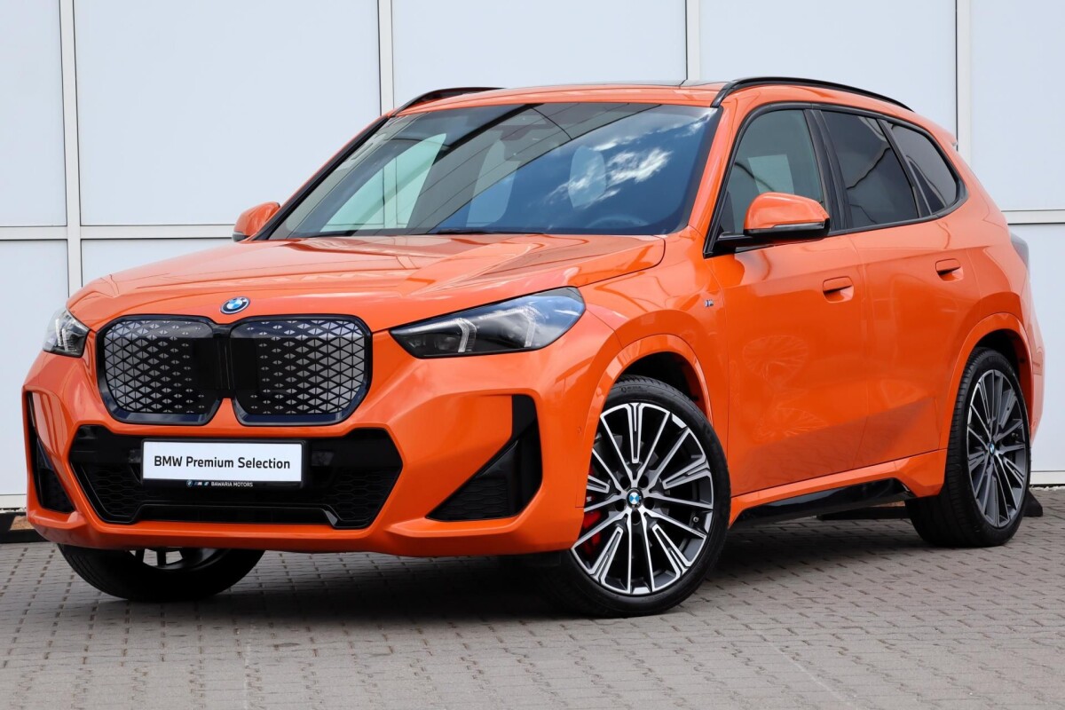 Używany BMW iX1 2024  Pomarańczowy
