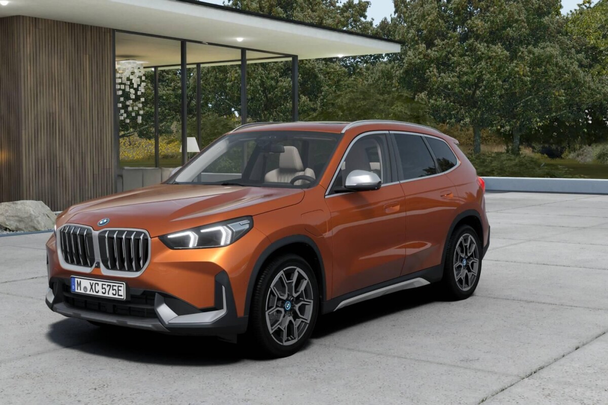 Używany BMW X1 2023 U11 Pomarańczowy