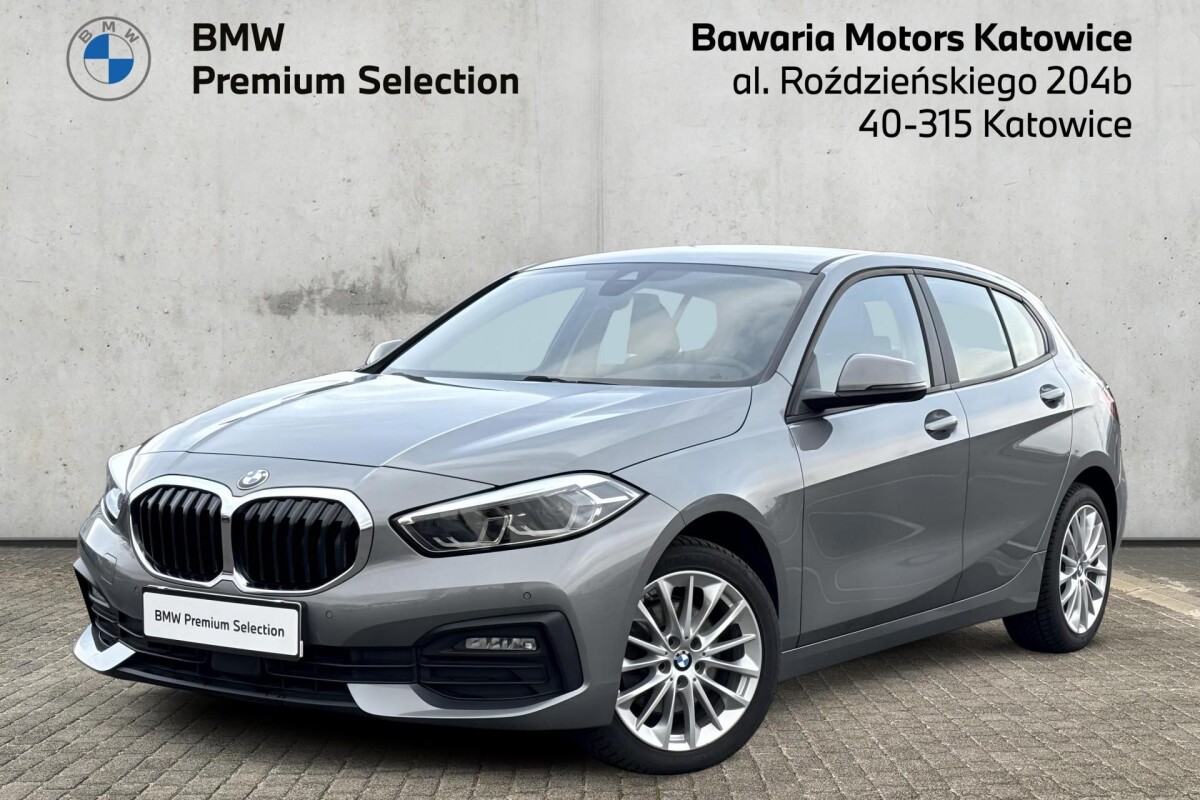 Używany BMW Seria 1 2023 F40 Niebieski
