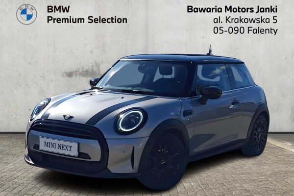 Używany MINI Cooper 2023  Srebrny