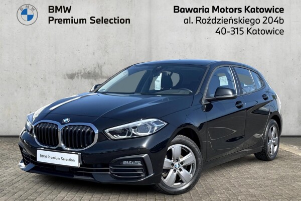 Używany BMW Seria 1 2021 F40 Czarny