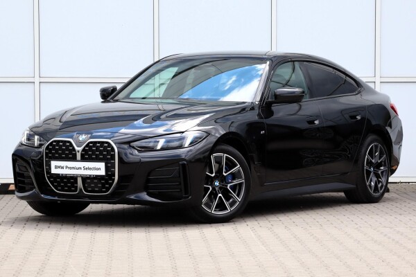 Samochód używany BMW Seria 4 2025 G22 Czarny