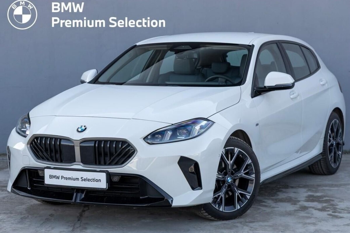 Używany BMW Seria 1 2024 F70 Czarny