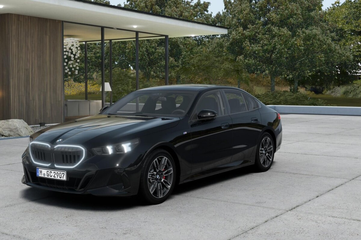 Używany BMW Seria 5 2025 G60 Czarny