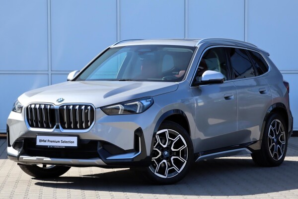 Samochód używany BMW iX1 2022  Beżowy