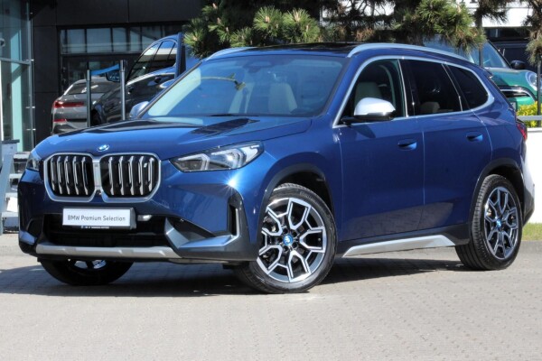 Samochód używany BMW iX1 2022  Niebieski